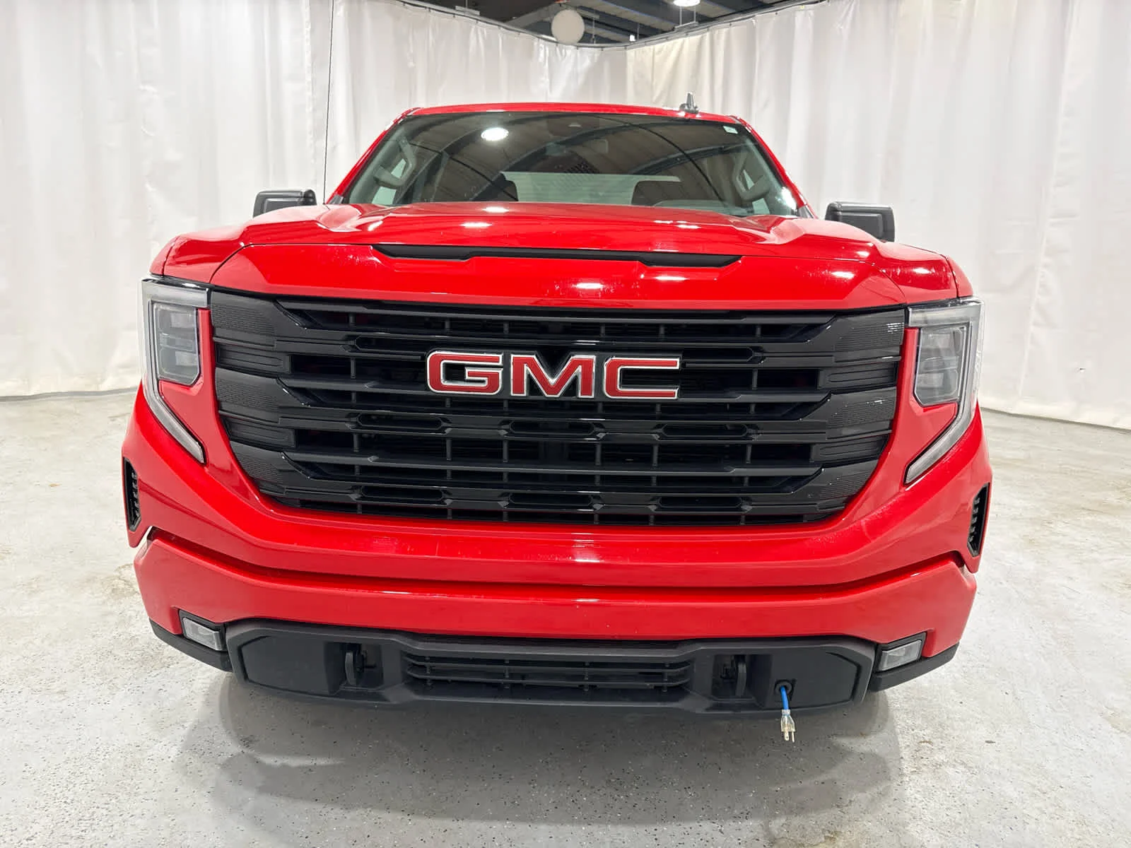 Certified Used 2024 Cardinal Red GMC Elevation image 8