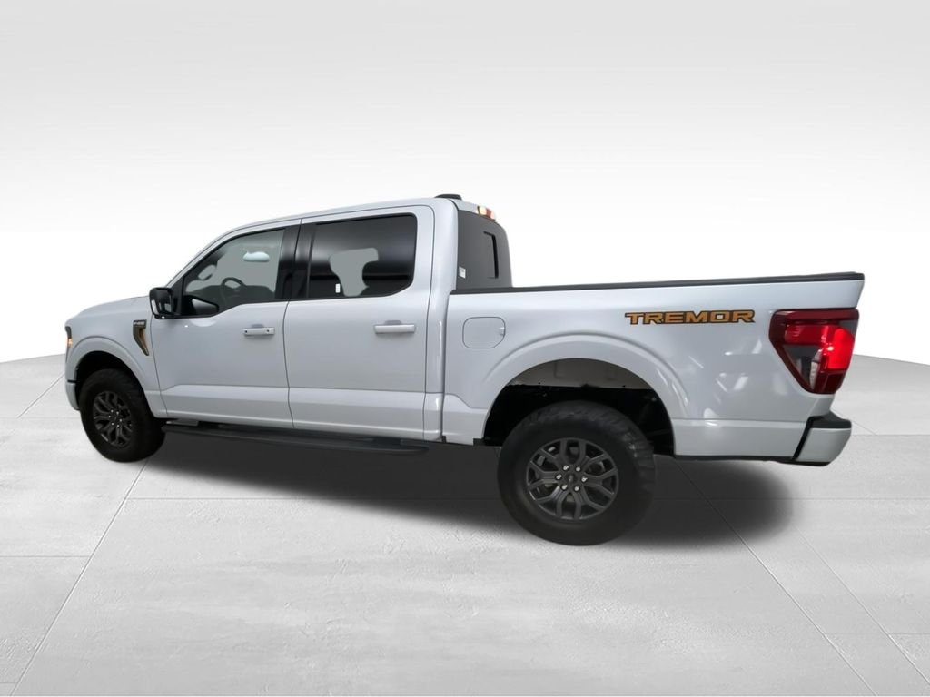 Used 2025 White Ford Tremor image 7