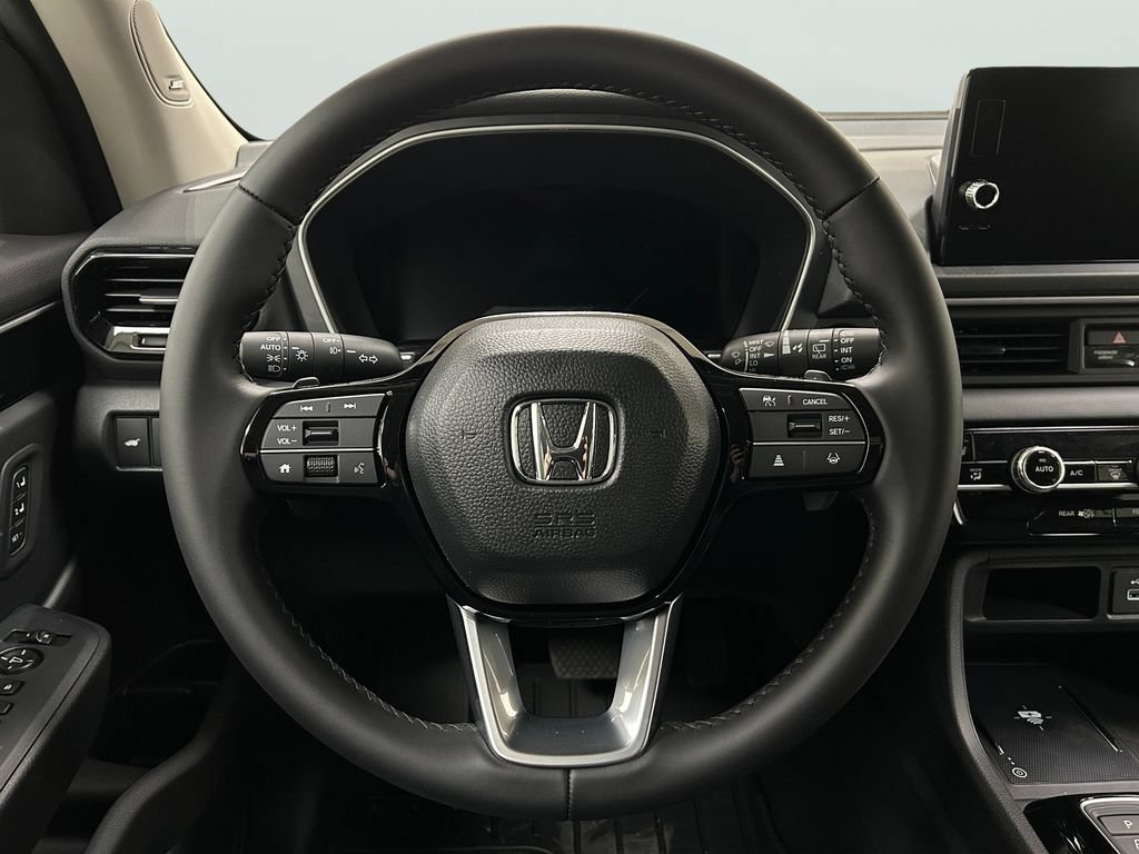 2025 Honda Pilot Touring+ - Photo 40