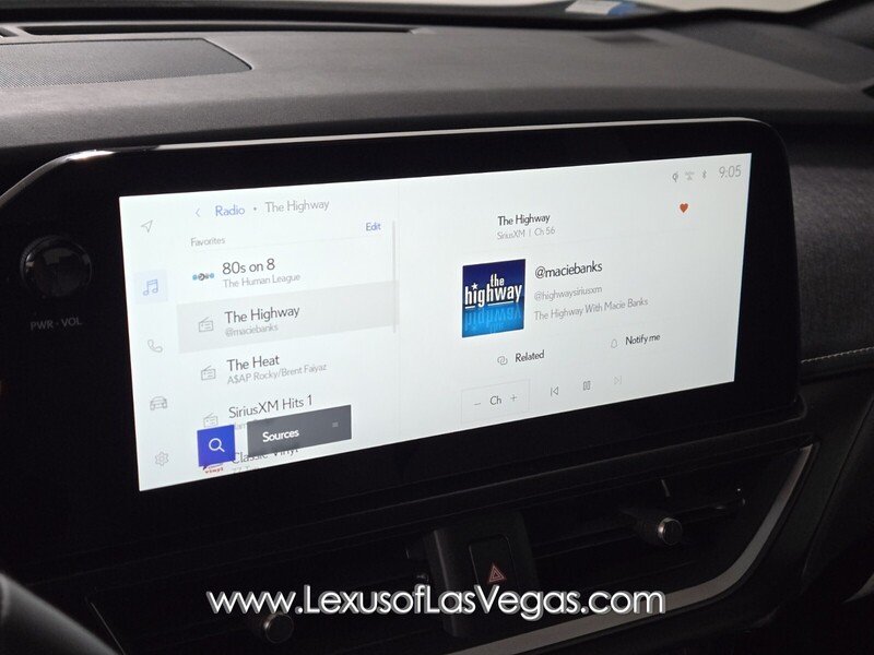 2025 Lexus UX 300h Premium - Photo 18