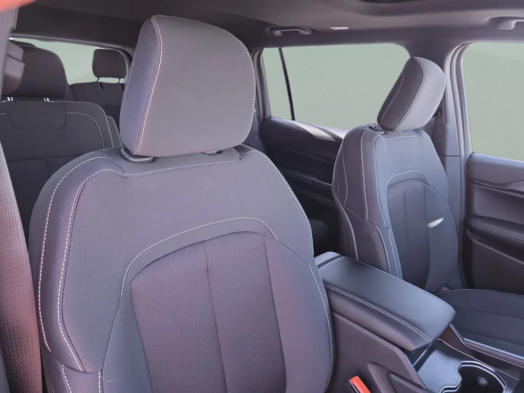 2025 Jeep Grand Cherokee L Laredo - Photo 33