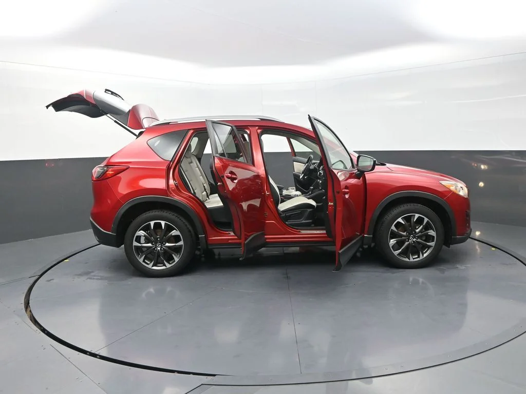 Used 2016 Red Mazda Grand Touring image 39