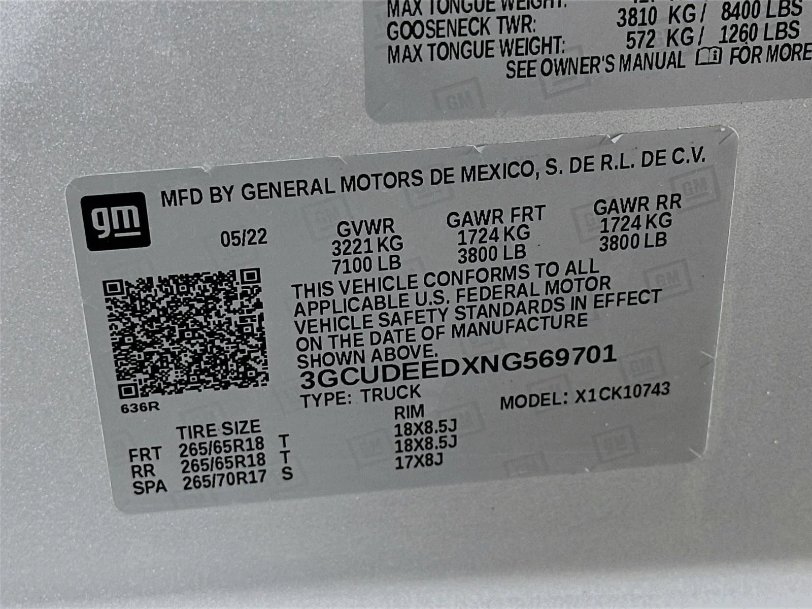 Used 2022 Silver Ice Metallic Chevrolet RST image 22