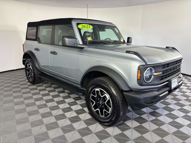2023 Ford Bronco Base 4x4's photo