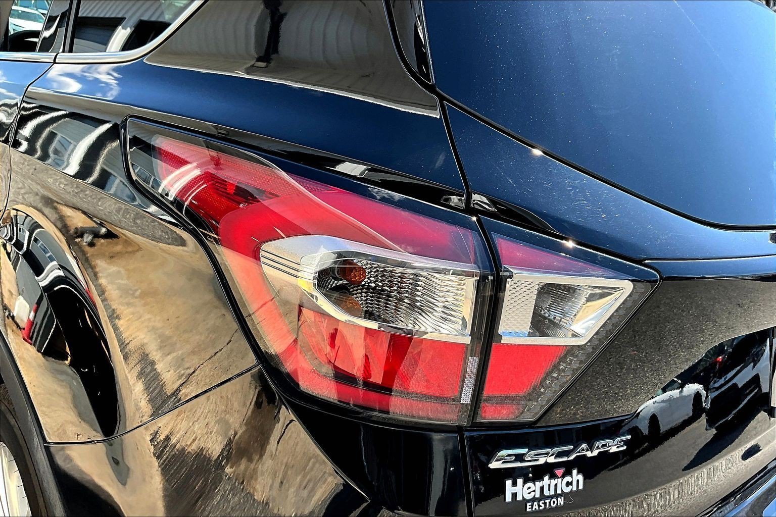 Used 2017 Black Ford SE image 21