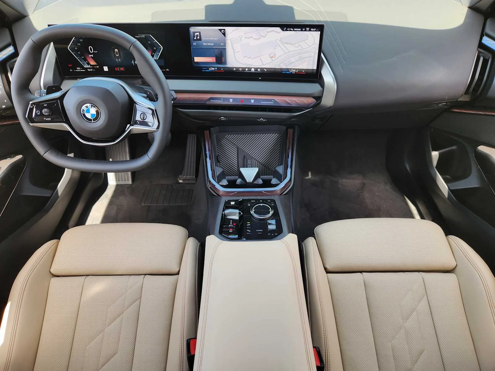 New 2026 Mineral White Metallic BMW 30 xDrive image 6