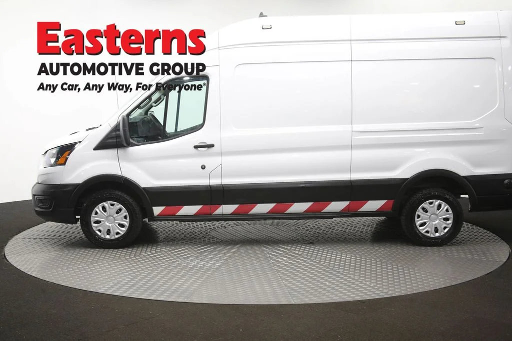 Used 2022 White Ford Base image 57