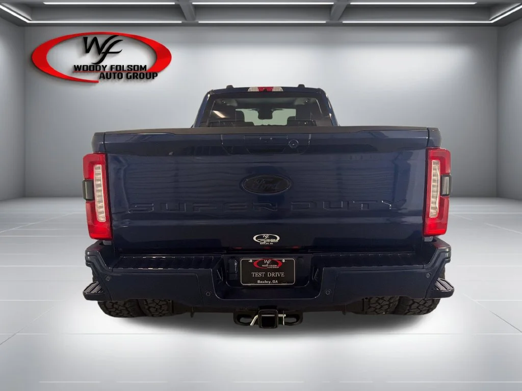 Used 2027 Blue Ford Lariat image 7