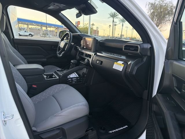 2026 Toyota Tacoma SR5 - Photo 26