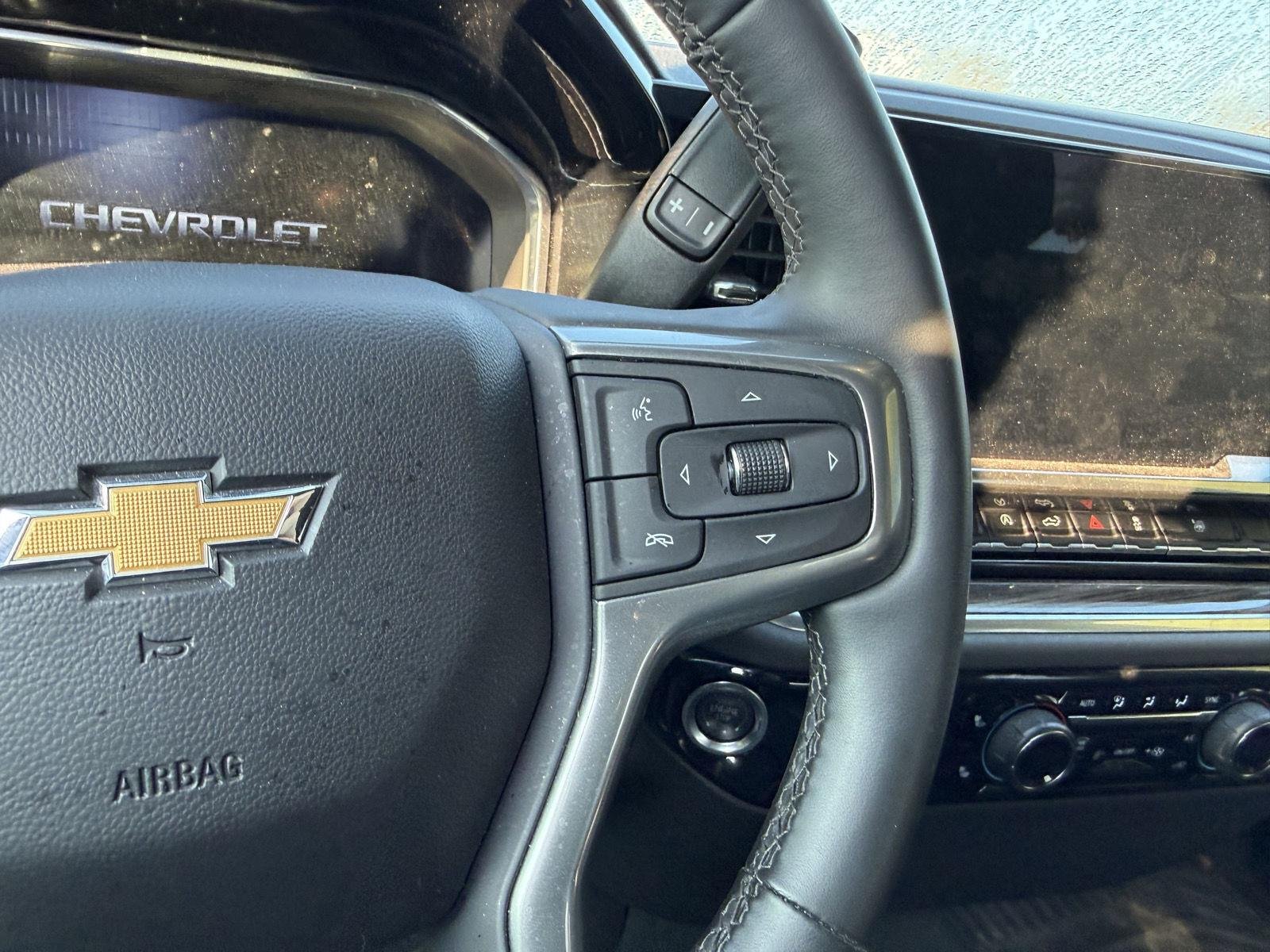 Used 2025 Black Chevrolet LT image 13