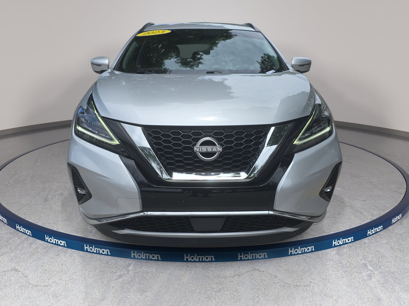 Used 2023 Silver Nissan SV image 3
