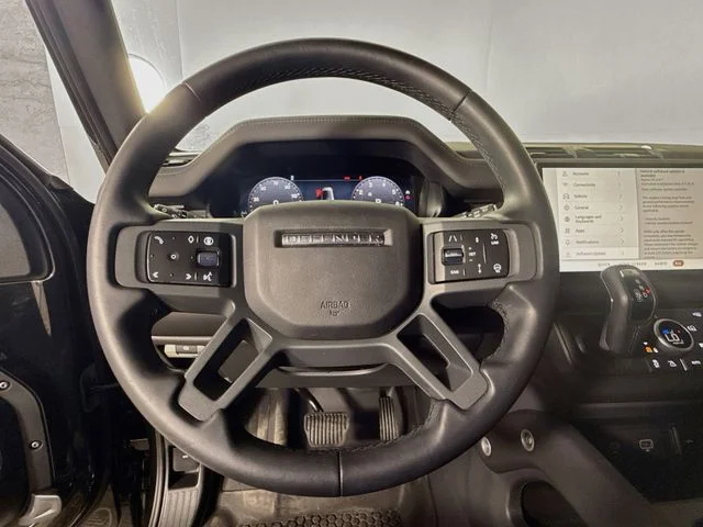 Certified Used 2024 Black Land Rover X-Dynamic SE image 12