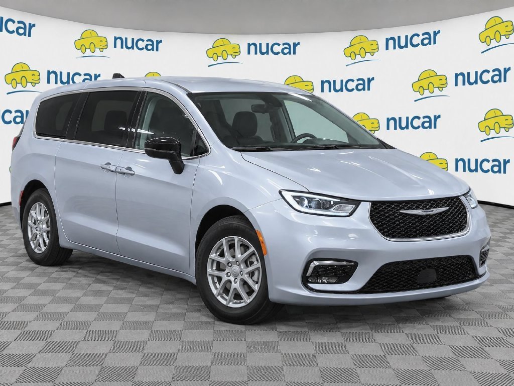 2024 Chrysler Pacifica