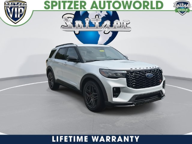 New 2026 Space White Metallic Ford ST image 4