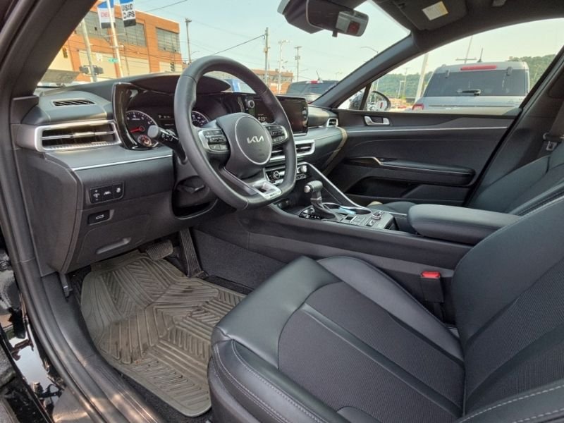 Used 2024 Black Kia GT-Line image 9