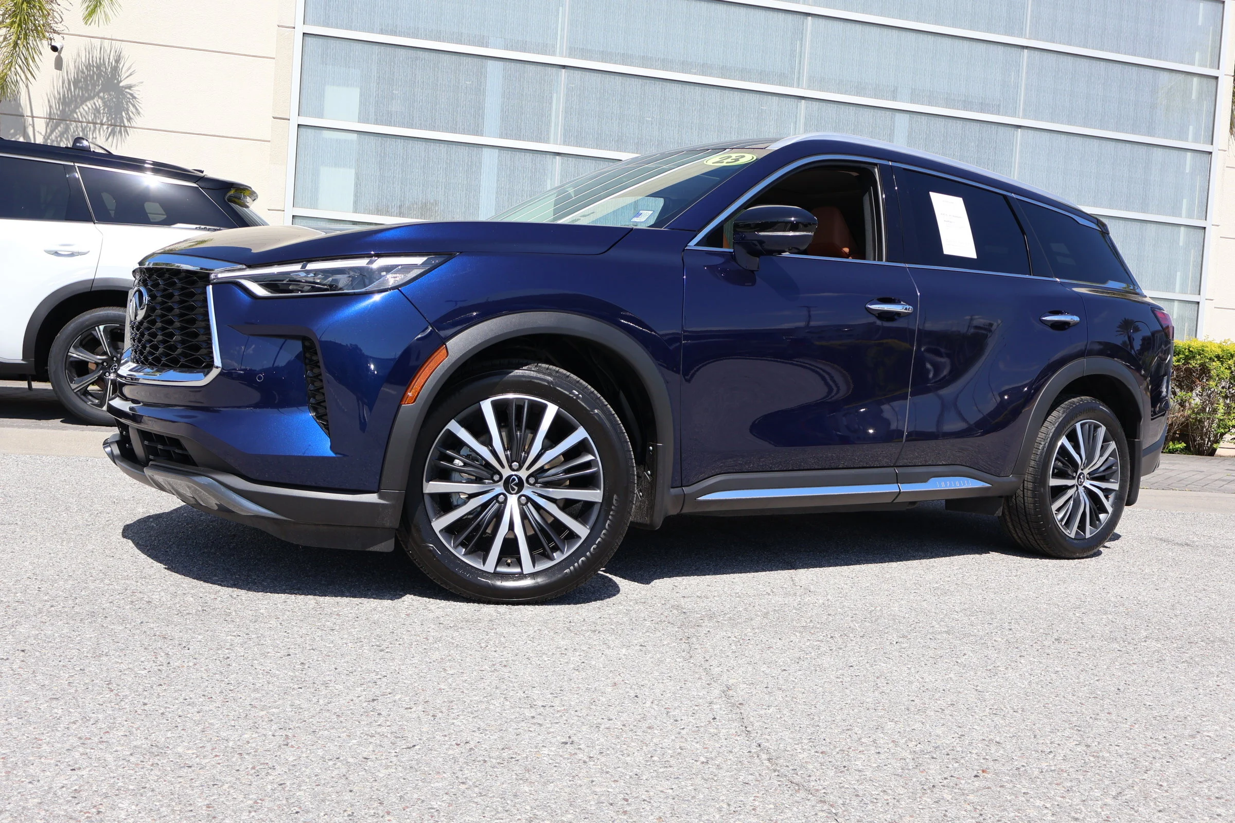 2023 INFINITI QX60 SENSORY AWD's photo