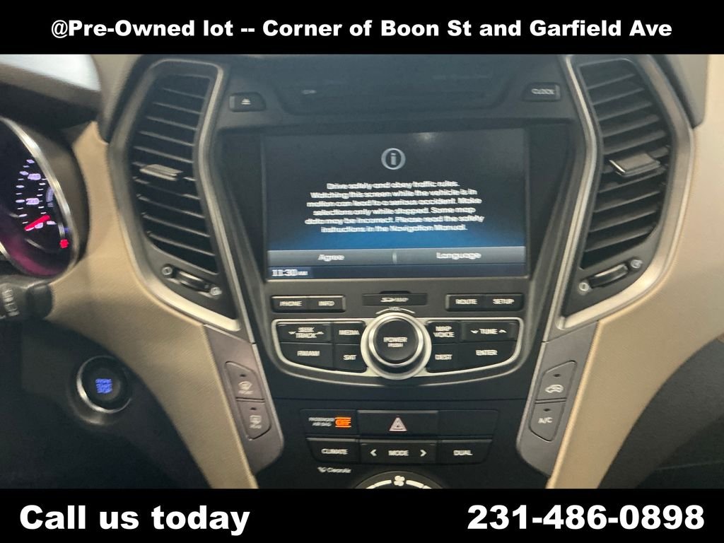 Used 2014 White Hyundai 2.0T image 19