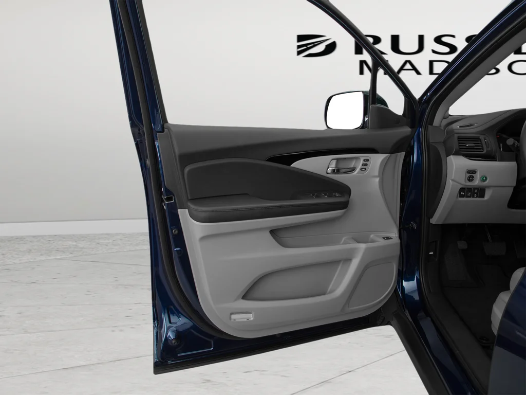 Used 2016 Blue Honda Elite image 12