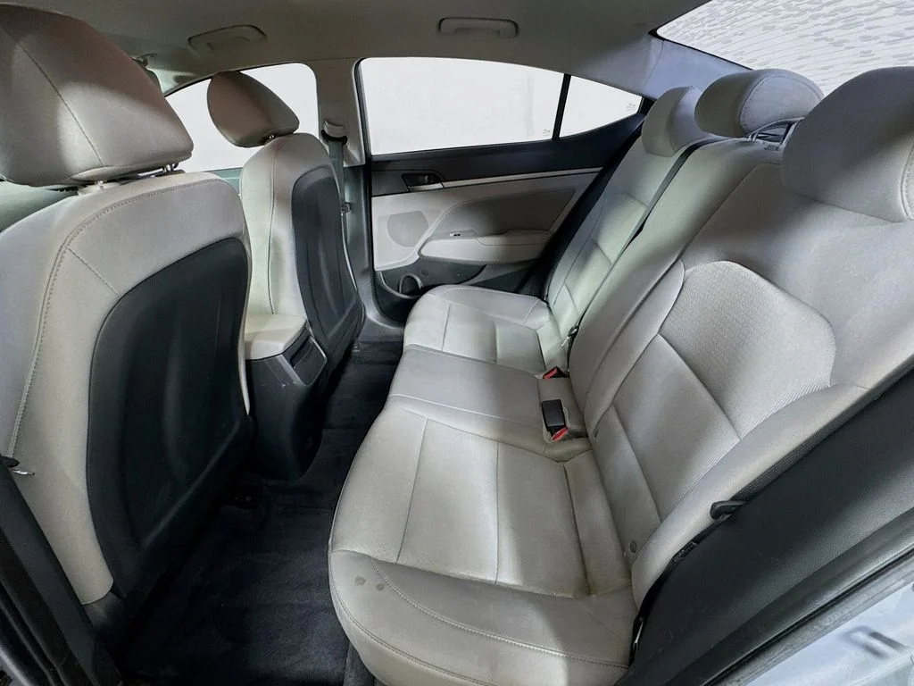 Used 2017 Gray Hyundai SE image 24