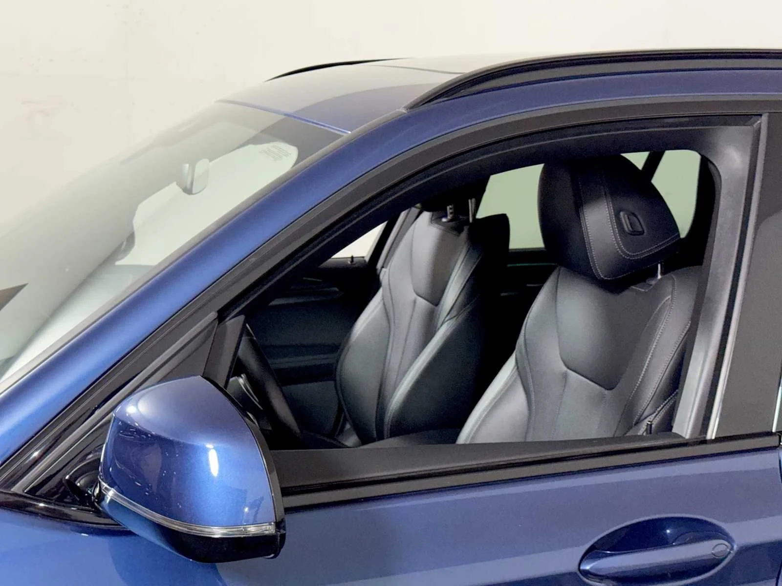 Certified Used 2023 Phytonic Blue Metallic BMW xDrive30i image 29