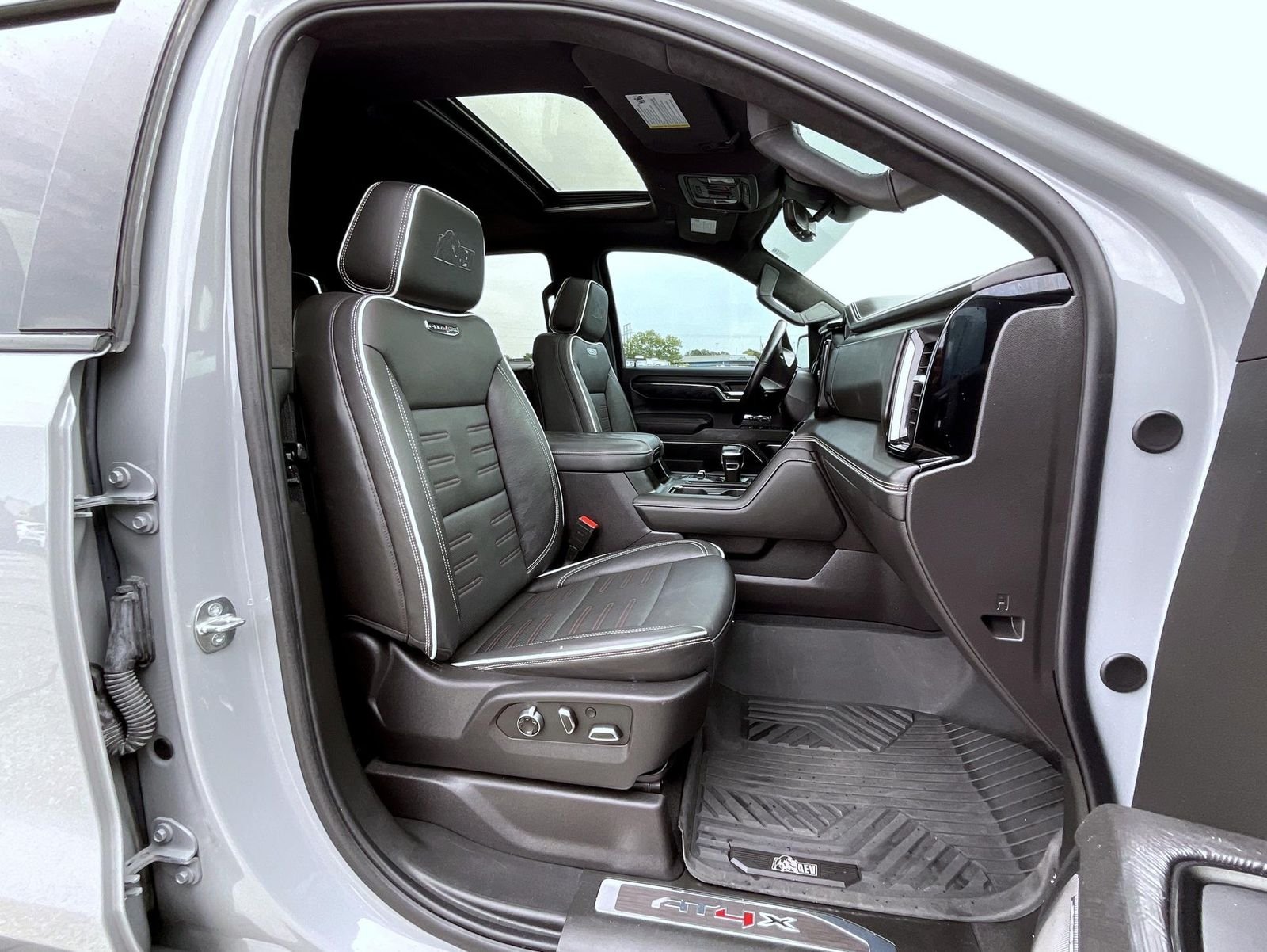 Used 2024 Gray GMC AT4X image 15