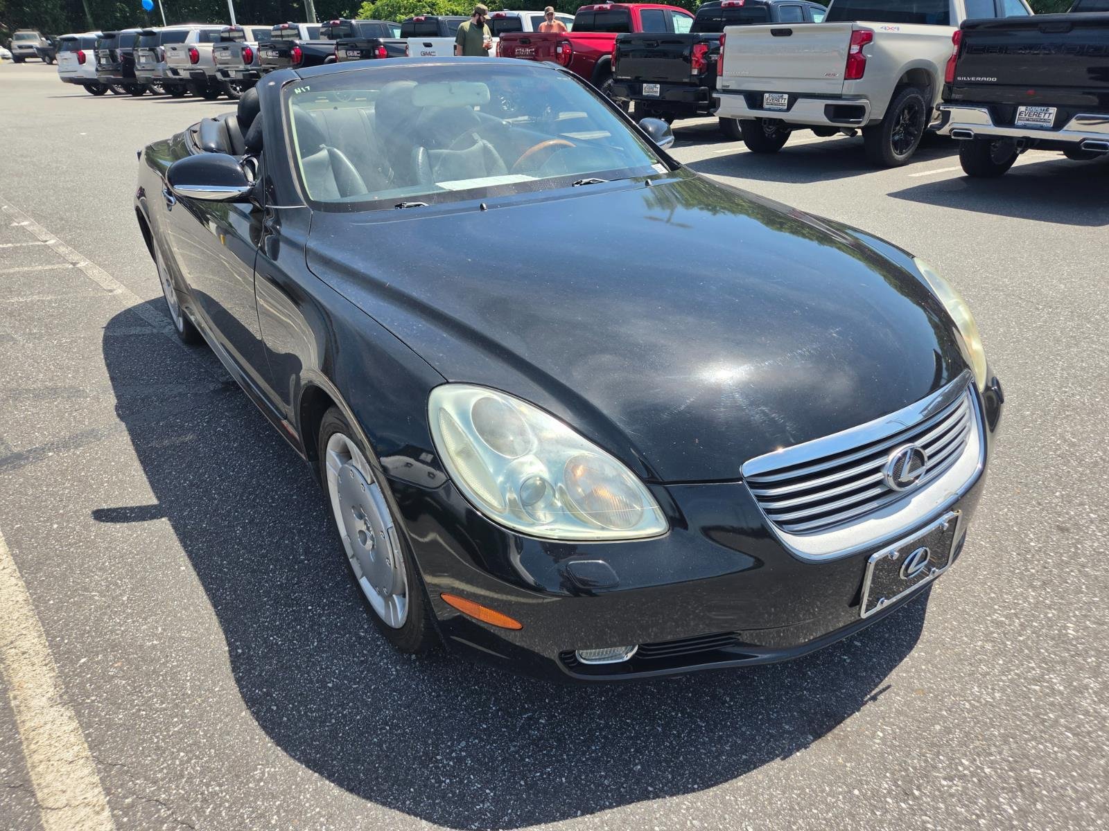 Used 2002  Lexus Base image 10