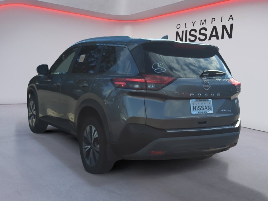 Used 2023 Gray Nissan SV image 4