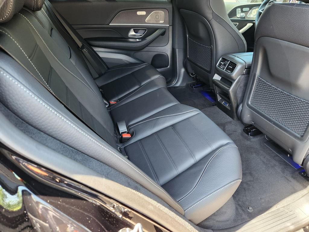 New 2026 Obsidian Black Metallic Mercedes-Benz GLE 580 4MATIC® image 17