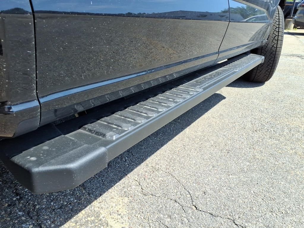 New 2026 Agate Black Metallic Ford XLT image 11