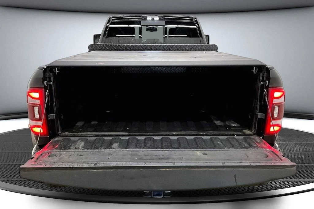 Used 2024 Black Ram Laramie image 7