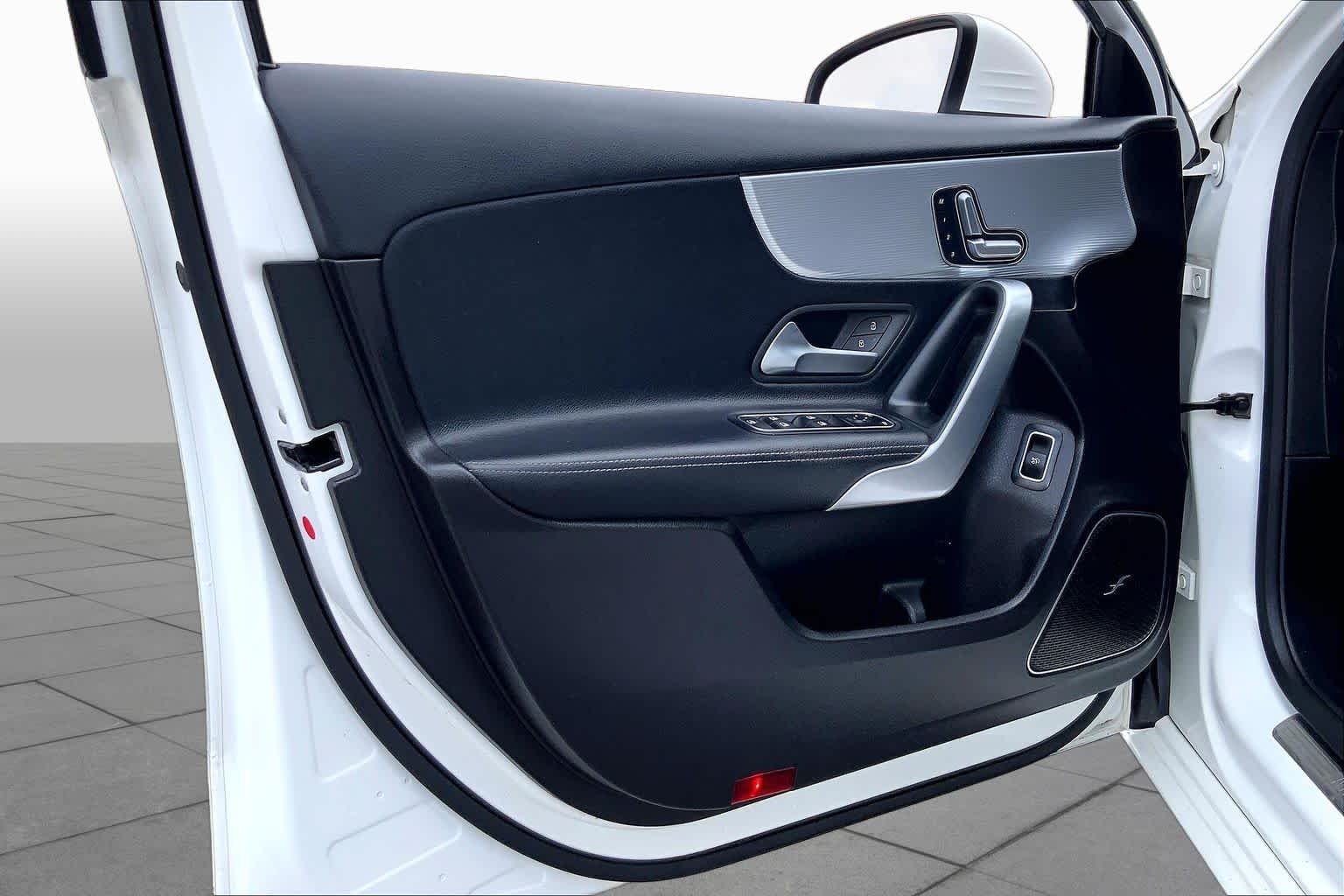 Used 2019 Polar White Mercedes-Benz A 220 image 22