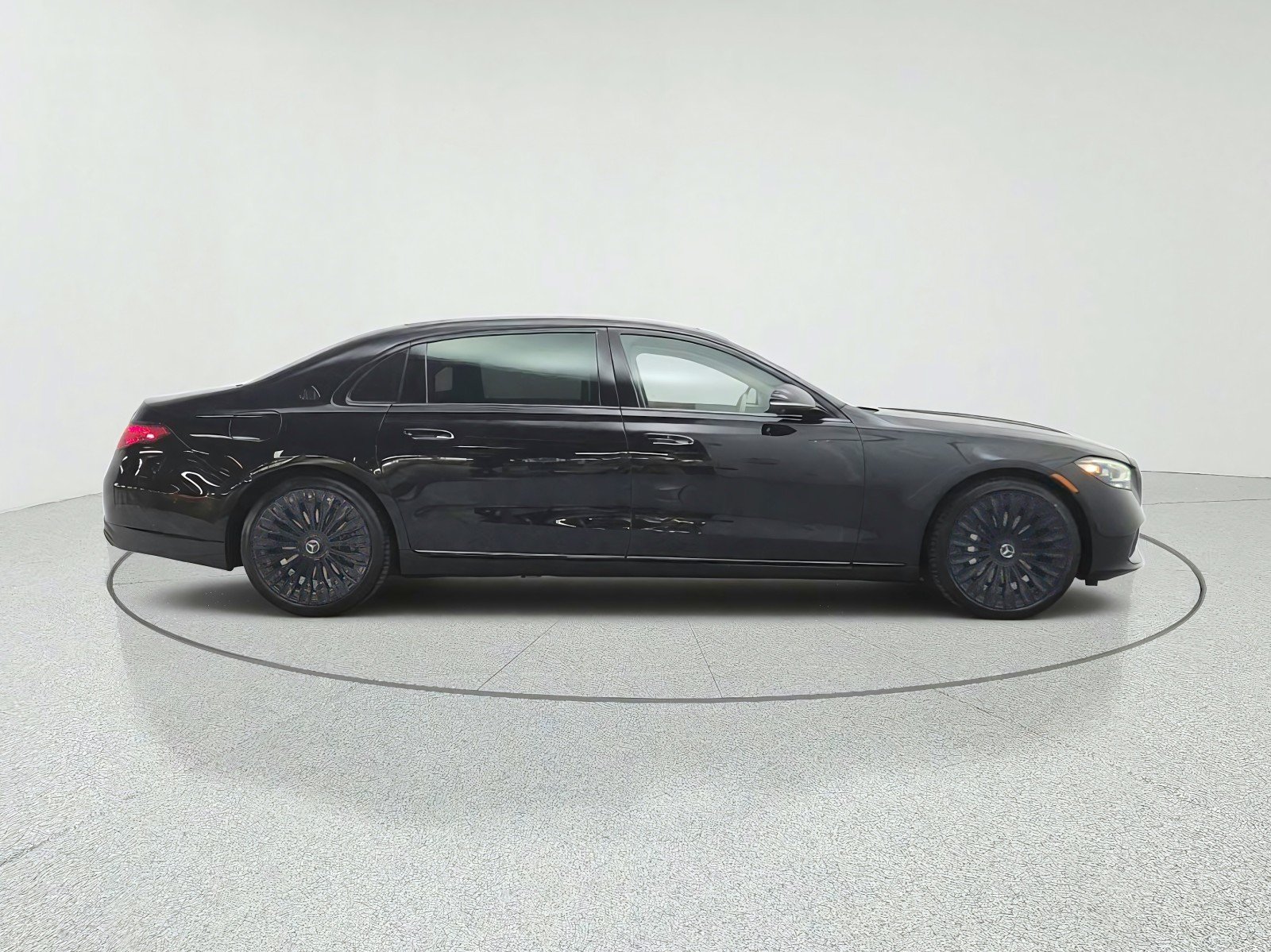 Certified Used 2023 Obsidian Black Mercedes-Benz Maybach S 580 4MATIC® Sedan image 4