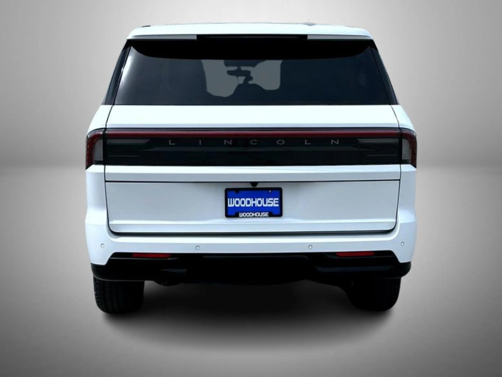 Used 2025 White Lincoln Reserve image 6