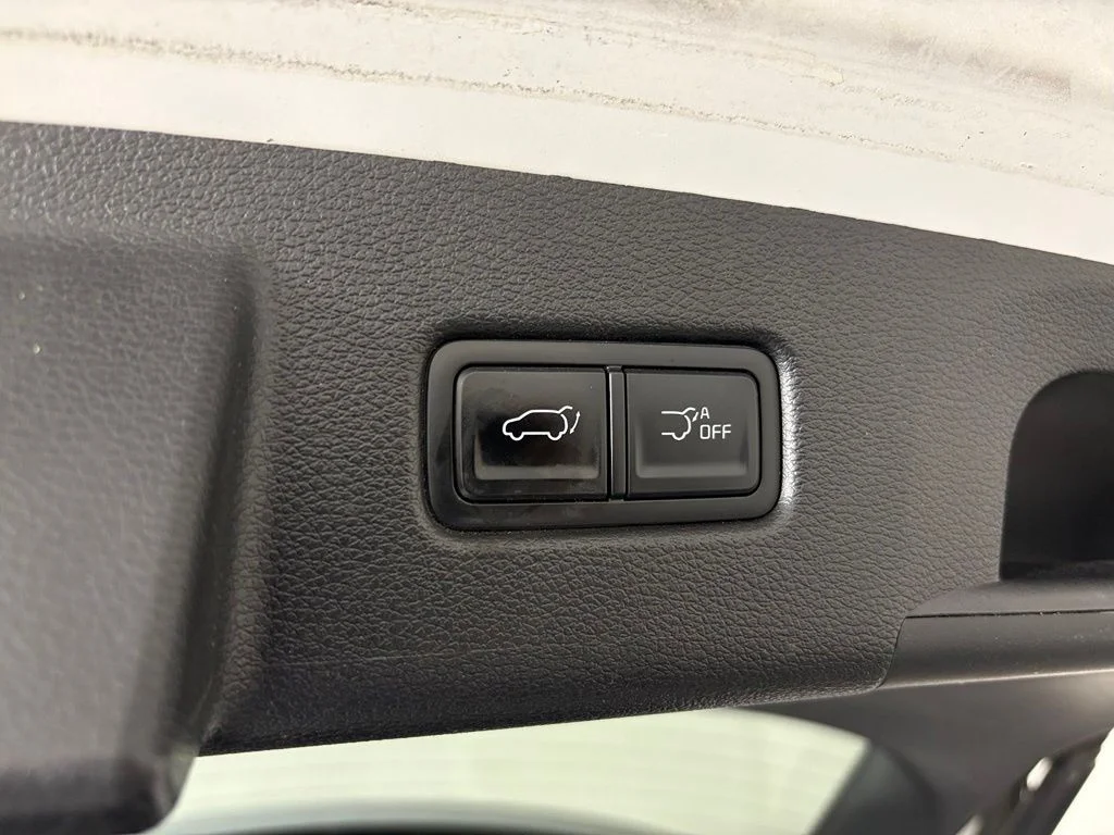 Used 2023 White Kia SX-Prestige X-Pro image 44
