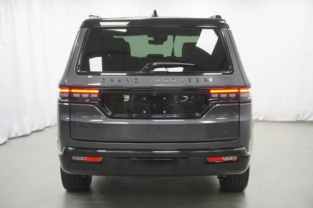 Certified Used 2025 Gray Jeep Series III Obsidian image 11