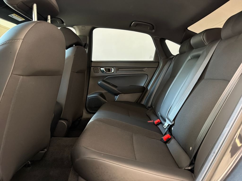Used 2025  Honda Sport image 29