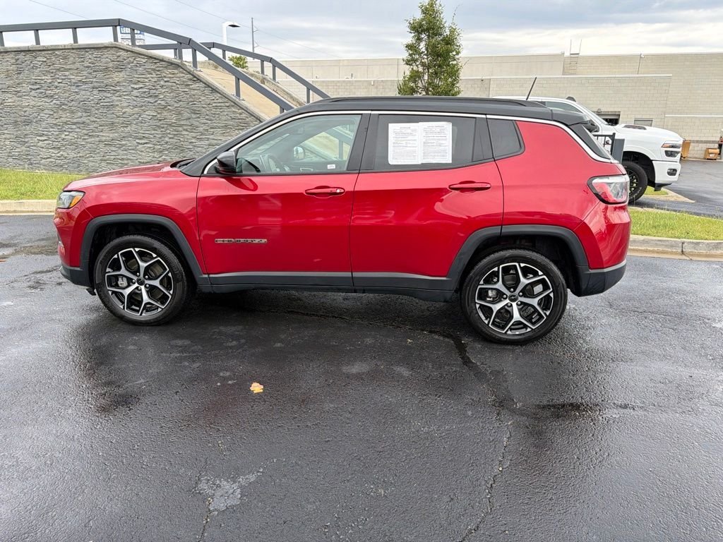Used 2025 Red Jeep Limited image 4