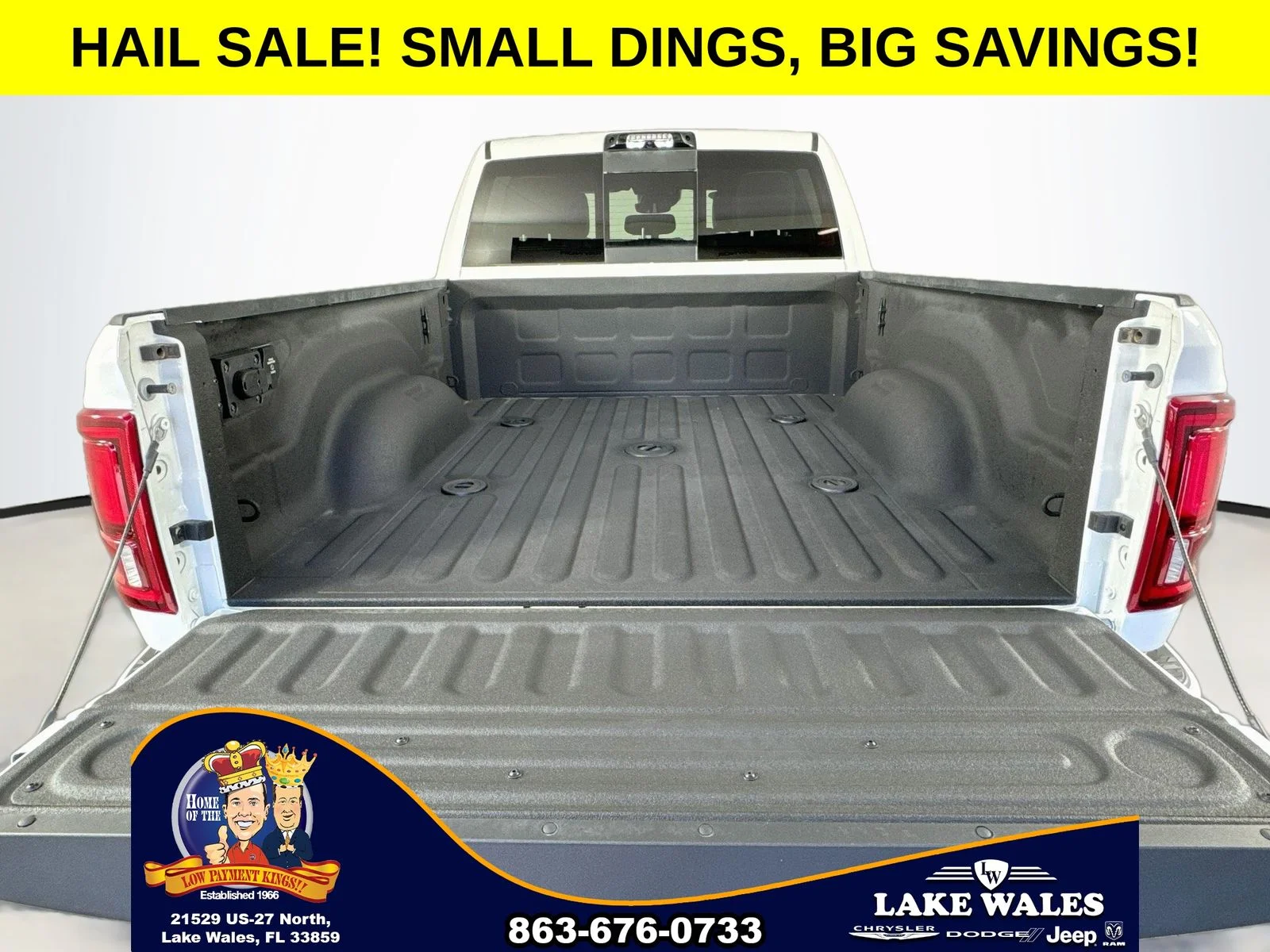 Used 2025 White Ram Laramie image 23