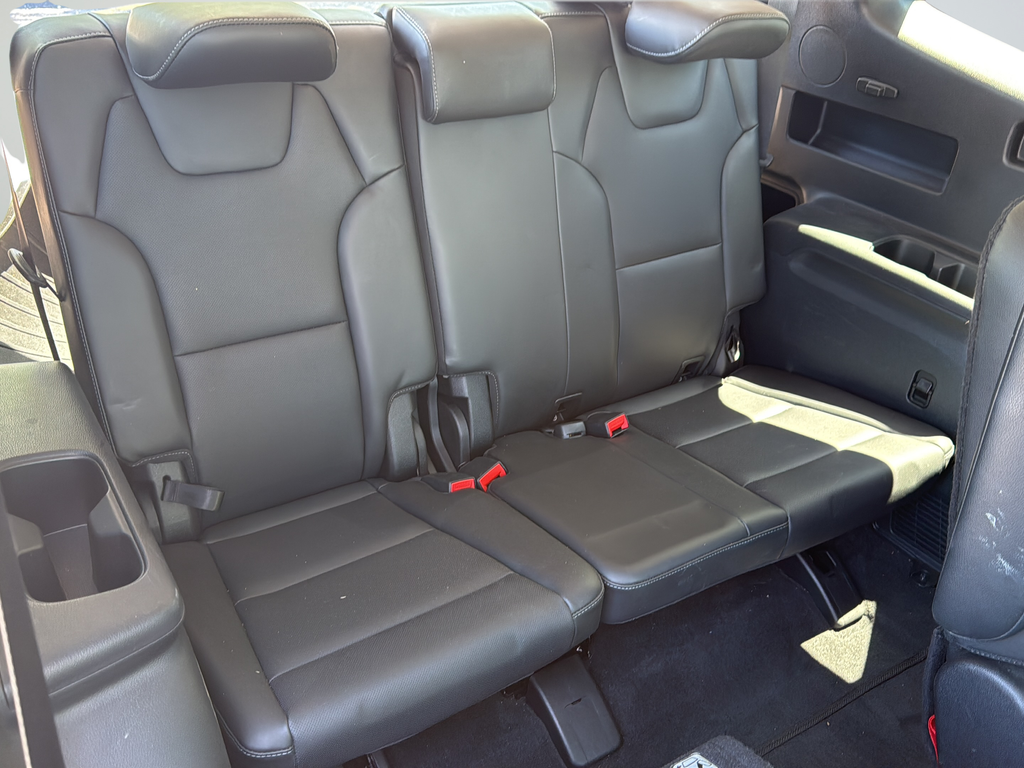 Used 2021 Green Kia EX image 12
