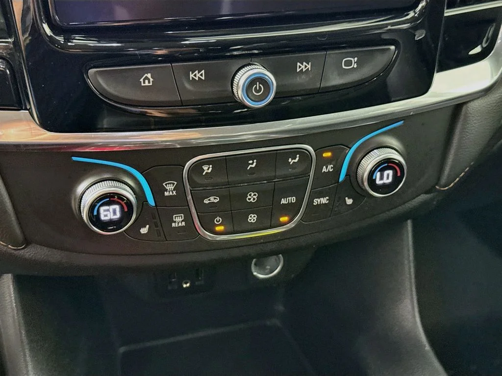 Used 2019 Summit White Chevrolet LT Leather image 7