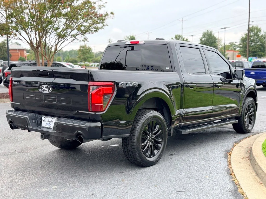 Used 2024 Black Ford XLT image 10