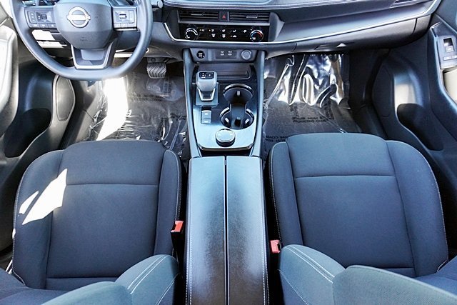Used 2025 Black Nissan S image 29