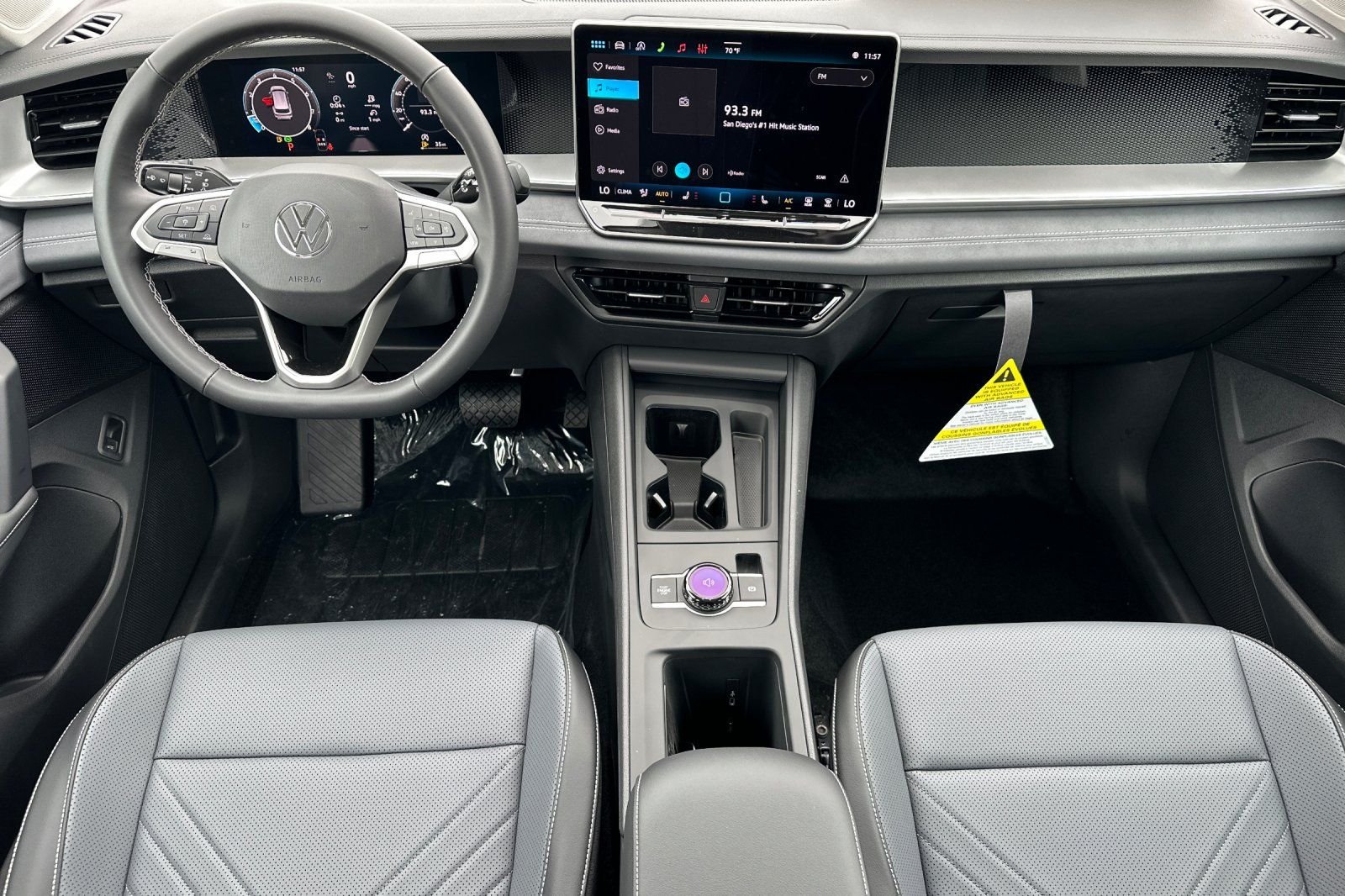 New 2026 Deep Black Pearl Volkswagen 2.0T SE image 13