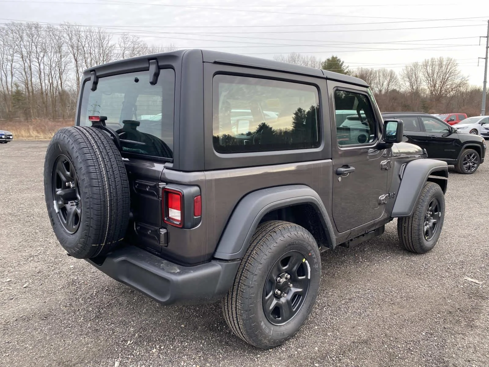 New 2026 Granite Crystal Metallic Clear-Coat Exterior Paint Jeep Sport image 3
