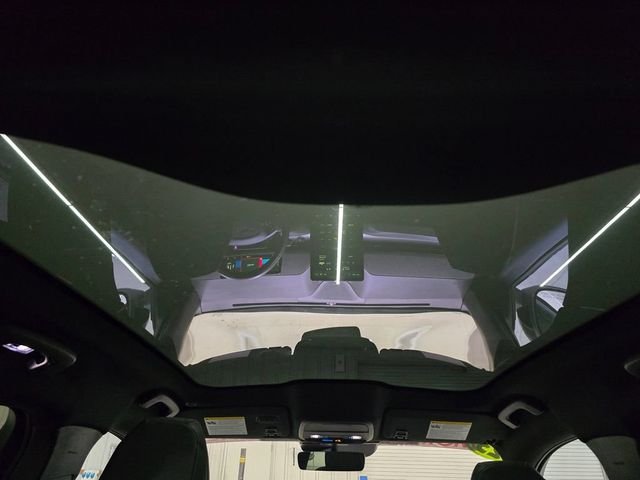 Used 2023 White Ford GT image 36