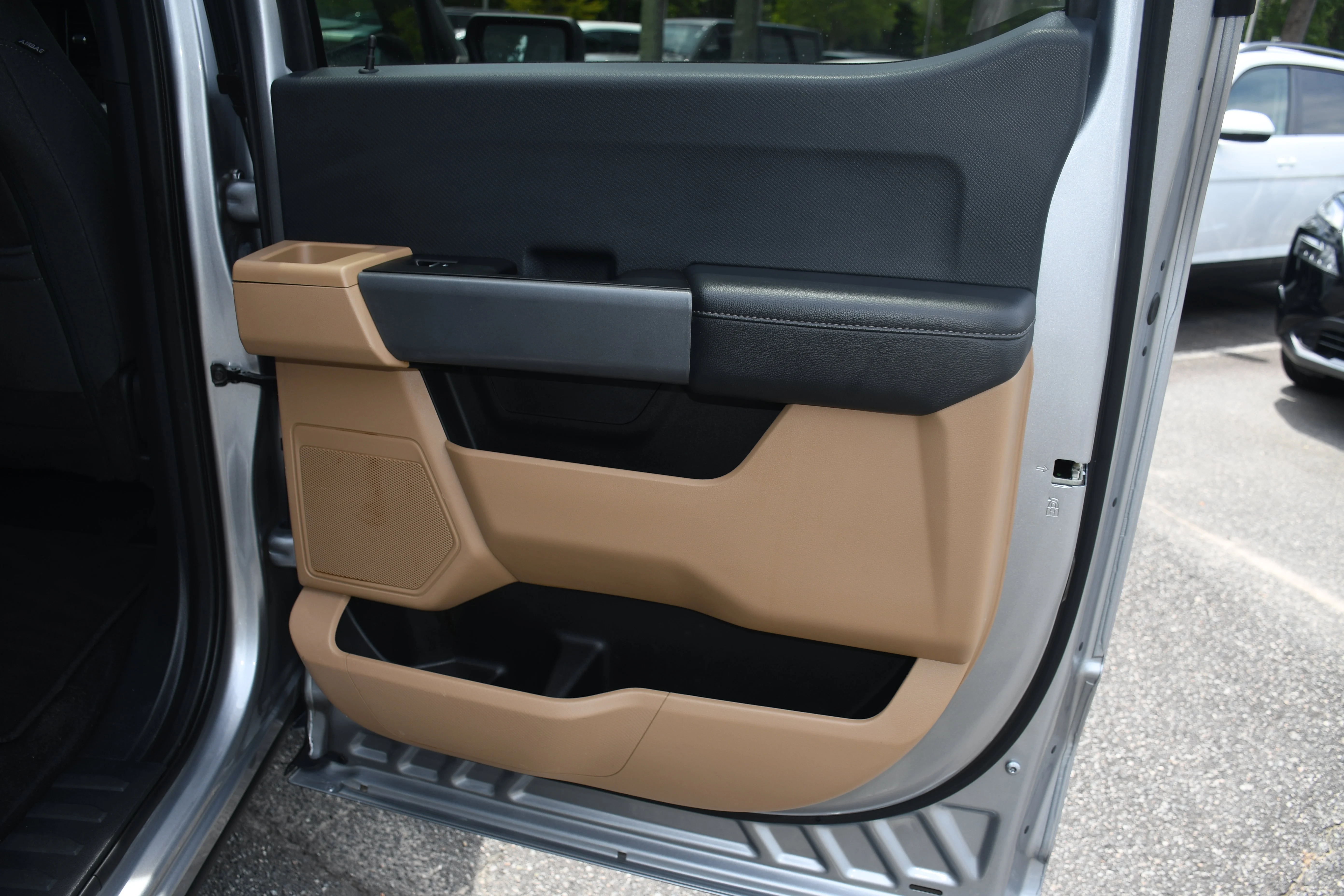 2023 Ford F-150 XLT - Photo 18