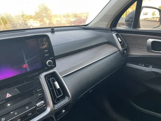 Used 2023 Black Kia X-Line S image 29