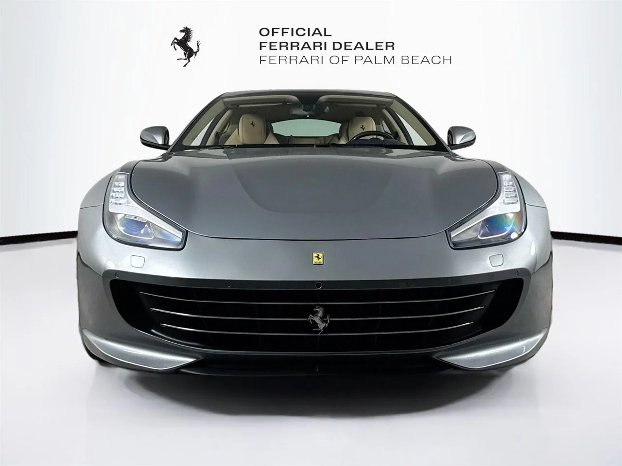 Certified Used 2018 Grigio Titanio Metall Ferrari V12 image 2