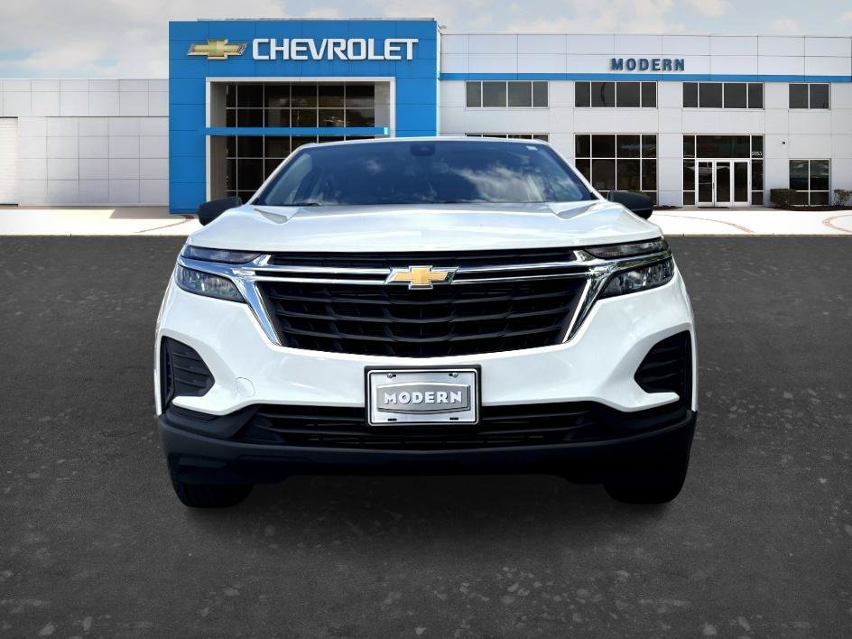 Used 2024 Summit White Chevrolet LS image 7