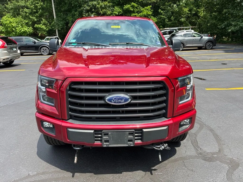 Used 2016 Red Ford XLT image 2